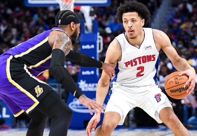 她以卓越的 她以卓越的