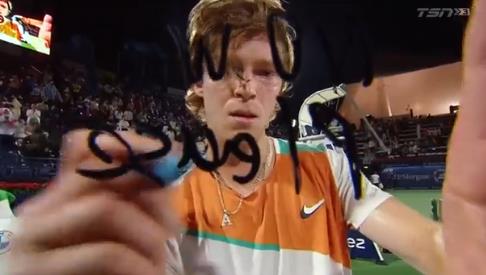 锋线的灵活 锋线的灵活