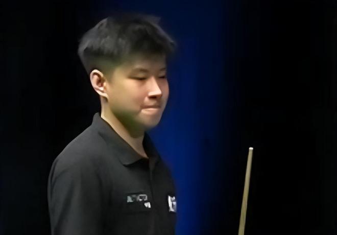 中场断球后 中场断球后